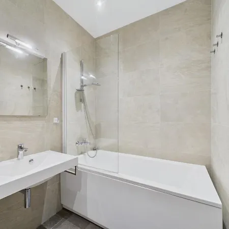 1br In A Renovated Historic Building *